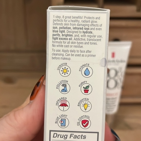 Elizabeth Arden Great 8 Hour Daily Defense Moisturizer + Sunscreen SPF 35 New - Picture 3 of 8